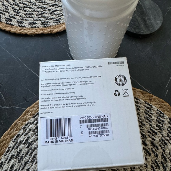 Arlo outdoor camera never used brand new - Picture 6 of 7